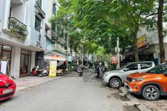 Bán gấp nhà phố khuất duy tiến, phân lô, 2 ô tô tránhdt 60m2, 5 tầng, mt 4m, 15.6 tỷ