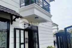 Bán nhà đà lạt 103m2 nở hậu, gần nhà thờ con gà, 4pn 4.7t, lh 0888.113.882