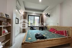 Bán nhà trường chinh 61m2, 4 tầng. ngõ thông, gần oto, kinh doanh 8.3 tỷ