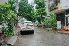 Chủ cần bán gấp liền kề dọc bún 1 phân lô vỉa hè ô tô tránh dt 50m 5 tầng