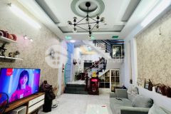 Hiếm bán nhà 5 tầng cực đẹp nguyễn văn trỗi, phú nhuận, 68m2, 8.7 tỷ tl