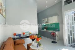 Bán nhà gấp đường trích sài, dt 60mx5 tầng, nhìn ra hồ, ô tô gần, giá 9.5 tỷ.