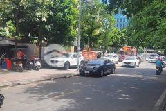 Bán nhà mặt phố thành công ba đình 61m2 mt 4.6m lô góc vỉa hè 2m 24.8 tỷ