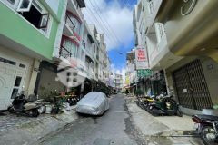 Cần bán căn khách sạn giá rẻ nằm trong kqh hoàn văn thụ p4 đà lạt