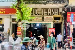 Mặt phố hàng bồ, hoàn kiếm, dt 270m2 x 4 tầng, mt 5.3m, liên hệ chính chủ 0969568293