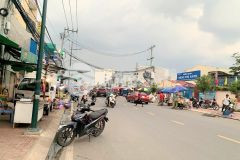 Thủ đứcbán nhà c4,mặt tiền đường số ql13,hiệp bình phước 200m29x23,8tỷ.