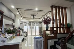 Bán nhà vĩnh viễn quận 10 50m, giá 7.8 tỷ, 3 tầng, 4.2x 12.