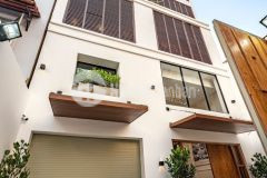 Bán nhà mặt tiền đường thích quảng đức phú nhuận. dt 4 x 20 3 tầng. giá 16 tỷ