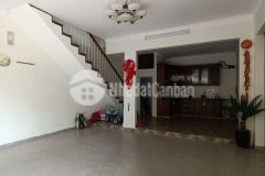 Lô góc, ngõ thông, đường ô tô, gara ô tô phố hoàng cầu, đống đa. 0911554873.