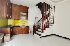 Cần bán nhà đường tôn đức thắng, dt 46m 5 tầng, ô tô nhỏ vào, chỉ 7.6 tỷ.