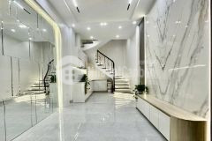 Siêu hiếm nhà kim mã chỉ hơn 5 tỷ. nội thất đẹp long lanh, ở ngay nhanh chân thì còn