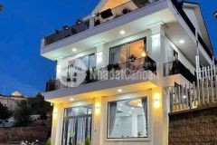 Bán nhà mới đà lạt, đã hoàn công, 7pn view thoáng, nở hậu, tặng nội thất, 10tỉ5, lh 0888 113 882