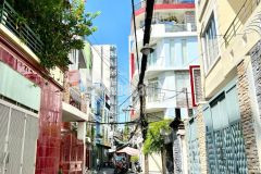 Vip quận 3, ở kinh doanh,4 tầng,3pn, ngang 5m,35m2, 3 bước ra hẻm xe hơi,chỉ 5.x tỷ