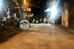 Bán nhà quận đống đa 8 tầng thang máy nhập khẩu ô tô đỗ cửa vỉa hè rộng