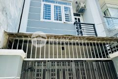 Quốc lộ 13, thủ đức nhà hiếm đẹp. chính chủ ký gửi. 52m2 x 2 tầng. hẻm xe hơi. nhỉnh 4 tỷ, còn t