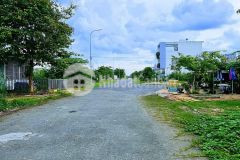 Bán nền đẹp đường b4 kdc tân phú 100m2 lộ giới 21m h.đông nam