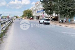 Bá.n nhà mặt tiền có thu nhập dòng tiền hàng tháng. nhà 1 trệt 3 lầu mặt tiền quốc lộ 1a kdc văn