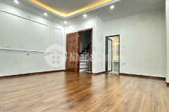 Bán nhà đông tác 40m2 nhà mới, đẹp mặt tiền rộng quy hoạch ổn định 7.5 tỷ