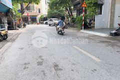 Siêu hiếm, hơn 5 tỷ sở hữu nhà phố ái mộ 45m, 5t, mt4m, ngõ thông, 10m ra ô tô tránh.