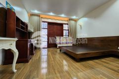 Bán nhà long biên, mặt phố kinh doanh, mặt tiền rộng gần aeon lb, s42m, giá 15,2tỷ