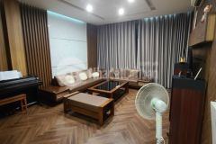 Bán nhà phố chùa láng 40m2, 5t, lô góc 2 mặt tiền gara ô tô gần hồ láng view thoáng