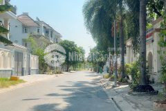 Bán nhà phố khu biệt thự bình lợi ngang 5m 4 lầu dtsd 280m2 có gara gần cv nhỉnh 14 tỷ.