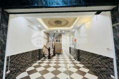 Cho thuê nhà ô tô tránh nguyễn khang cầu giấy 40m x 5t 7pn giá 21 triệu