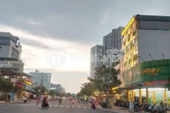 Q6 15.2 tỷ tl 100m² ngay mặt tiền lý chiêu hoàng đường 16m lề 6m 4 tầng btct 3.9 x 26 4pn