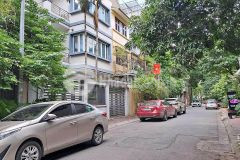 Bán gấp nhà phố lạc trung, phân lô, ô tô tránhdt 90m2, 4 tầng, mt 6m, 22tỷ