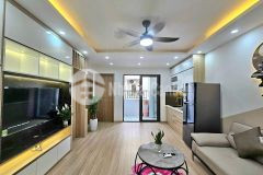 Nhà mặt phố đất phân lô mt rộng kinh doanh.