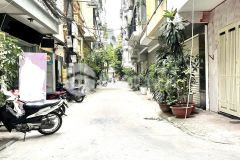 Bán nhà quận đống đa phân lô ô tô đỗ cửa ngõ thông 1 bước ra mặt phố