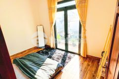 Cho thuê nhà nguyên căn 6pn hẻm ô tô lữ gia, 12tr, lh 0888 113 882