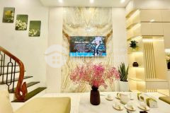 Hoàng mai tặng full nội thất 40m3 tầng sổ đỏ chính chủ giá 4.95 tỷ