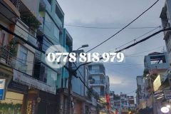 Q6 chỉ 10.x tỷ 4x17nhà đẹp sát bên khu ăn uống phú lâm b xe hơi vào nhà 3 tầng đúc giến