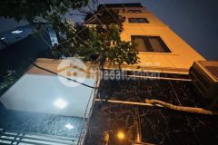 Hoàng mai 40m dân xây 5 tầng cực đẹp sổ đỏ chính chủ giá 6.5 tỷ