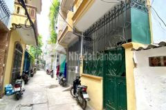 Bán nhà phân lô ô tô trong nhà đường 800a quận cầu giấy giá 12.5 tỷ