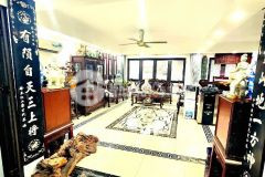 Ô tô đỗ cửa, cách đường ô tô tránh, dt 40mx5 tầng, phố đội nhân, giá 7.5 tỷ.