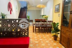 Cho thuê nhà ở ngõ 5 láng hạ, đống đa 40m x 5t 6 ngủ giá 25tr, nhà đẹp, full nội thất