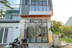 Chủ gửi nhà 1 lầu, đường c5, khu dân cư phú an, cái răng, tp. cần thơ. có phòng ngủ tầng trệt.