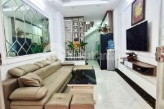 Bán nhà gốc đề hoàng mai, gần mặt phố đường ô tô, nhà đẹp 5 tầng tặng nội thất cao cấp.