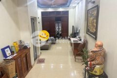 Mặt ngõ trương định hoàng mai 10m ra oto tránh 32m sổ đỏ giá 4.75 tỷ