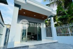 Bán nhà suối hiệp mới xây đường thông cách chợ cư thạnh 50m