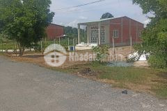 Đường nhựa khu dân cư 1 sẹc dt lớn chỉ 295tr hết đất chính chủ