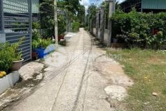 Cần bán lô 150m2 giá 800 triệu gần chợ tân bửu bến lức gọi cho em xem đất