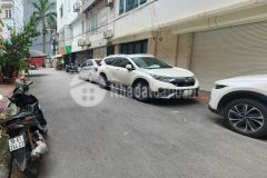 Bán nhà liên kề nguyễn chánh, cầu giấy, vỉa hè rộng, 40m2, 5 tầng chắc chắn 15 tỷ. lh0942023590