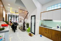 Bán nhà thanh xuân, lô góc 3 thoáng, gần đường ô tô, s 50m, giá chỉ 9 tỷ.