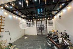 Bán nhà quận hai bà có thang máy dt 72m5 tầng sổ đỏ chính chủ giá 9.3 tỷ