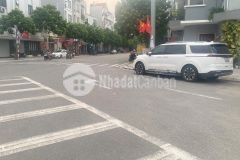 Hoa hậu ngọc thuỵ 40m, 7t, mt4.2m, nhỉnh 10tỷ, thang máy, kinh doanh, ô tô ngủ trong nhà.