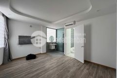 Bán nhà giáp quận 1 chợ bà chiểu hẻm nhựa 12m 4tầng btct mới đẹp nhĩnh 7 tỷ