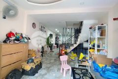 Bán nhà ngay công viên gia định sổ nở hậu hẻm to sổ vuông vức 60m2 3 tầng btct chỉ 5.6